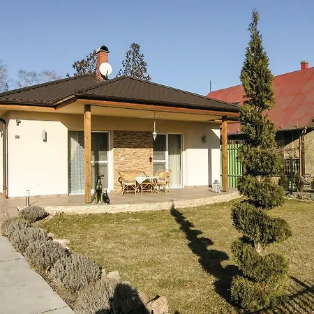 Nyaraló Two-bedroom Holiday In Balatonboglár